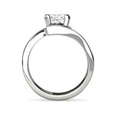 Divya platinum diamond wedding ring