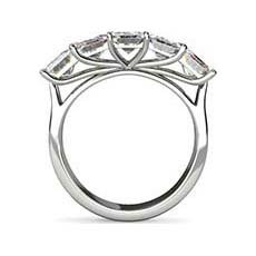 Thea baguette cut diamond ring