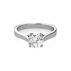 Laura platinum diamond ring
