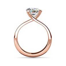 Cecilia rose gold diamond ring