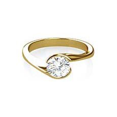 Clio yellow gold diamond ring